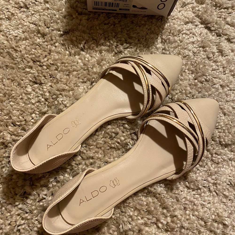 Ballet flats